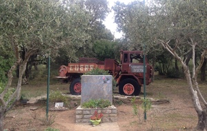 Mémorial aux jeunes pompiers morts au feu