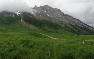 Le col des Aravis