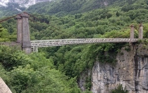 Deuxième jour, le pont de l'Abime